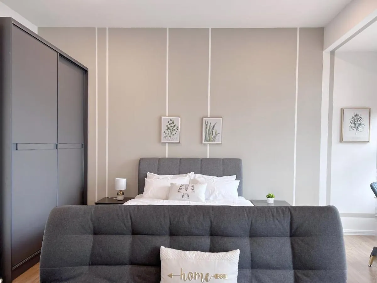Ceylonz Suites By V Stay Куала-Лумпур Апартаменты